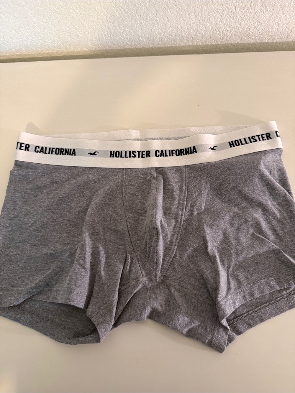 NWOT Hollister Grey Men’s Boxer Briefs with White Branded Waistband